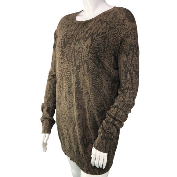BCBG Womens Size Large Knit Tunic Top Reptile Print Oversized Cotton Modal Blend - Picture 4 of 16
